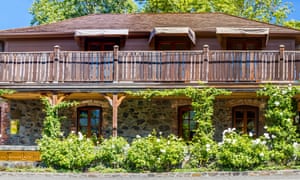The French Laundry in California, which serves a multi-course tasting menu accompanied by handpicked wines.