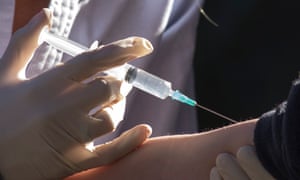 hpv vakcina jab)