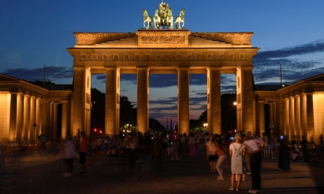 The Brandenburg Gate illuminated at night