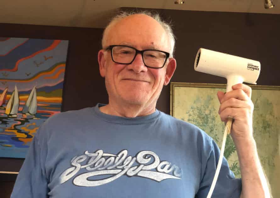 Barry Mitzman and his Gillette hairdryer.