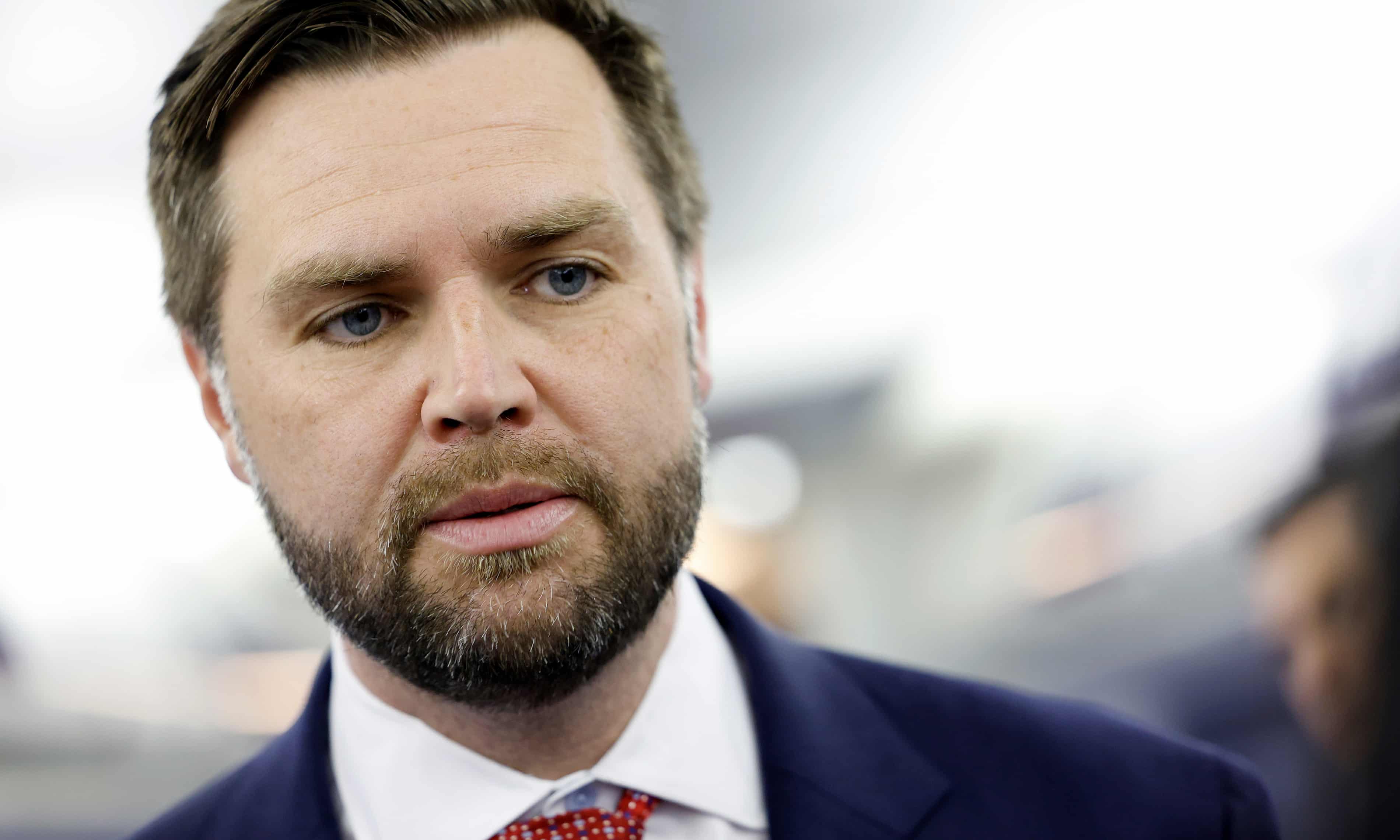 ‘Sofa so bad’ for JD Vance as Trump’s VP pick faces swirling speculation (theguardian.com)