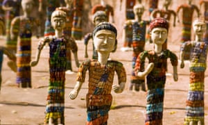 Sculptures made from recycled glass bangles in Chandigarh Rock Garden.