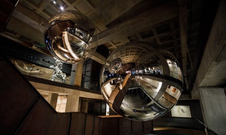 Aerocene 2.5, 4 i 5, Thomas Saraceno, 2018.