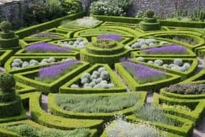 Bodysgallen Hall gardens