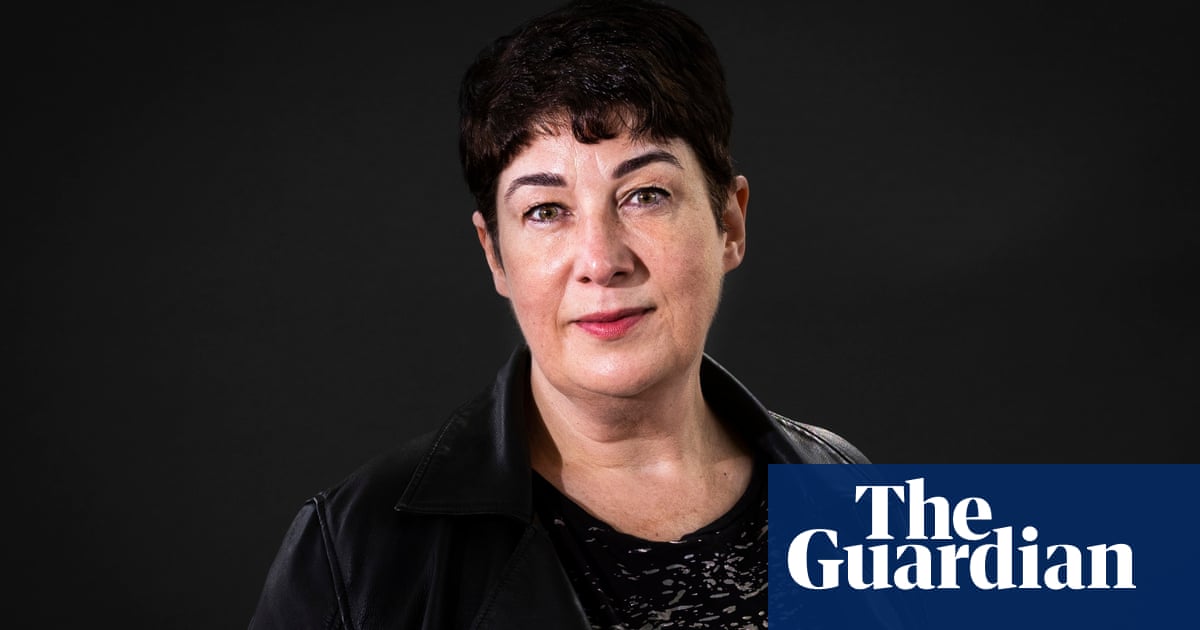 Author Joanne Harris turns down US book deal over censoring of ‘f-bomb’
