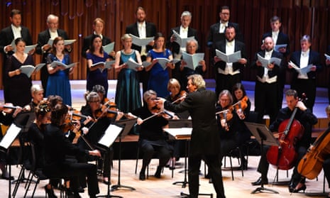 Harry Christophers conducts the Britten Sinfonia and the Sixteen  in MacMillan’s Stabat Mater.