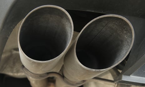 Exhaust pipe