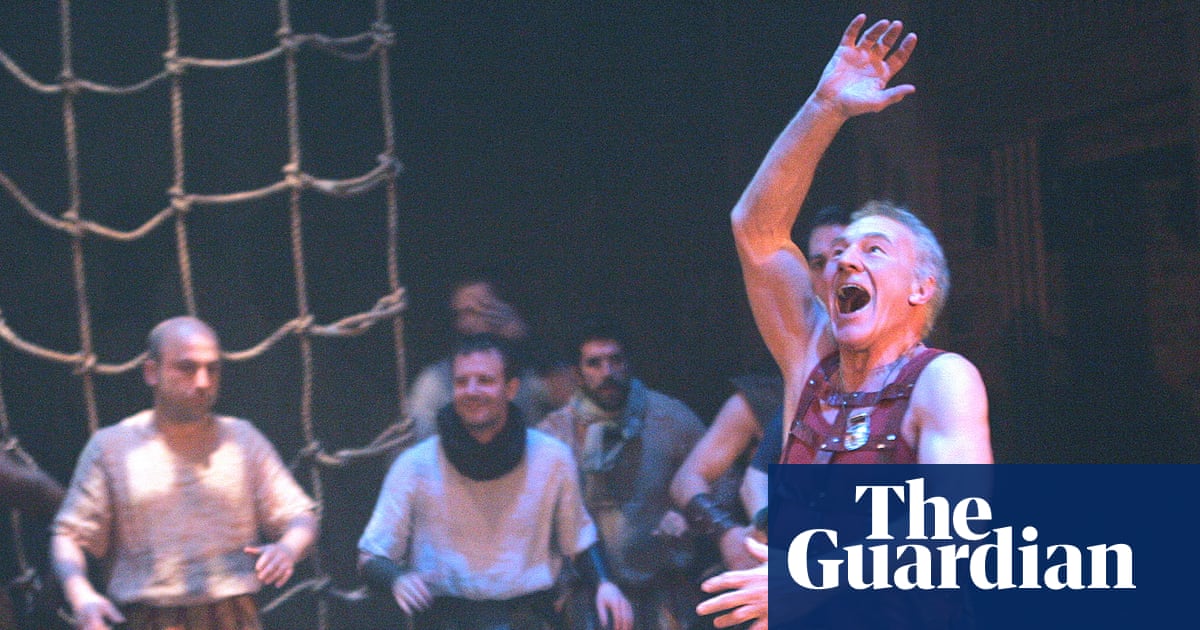 ‘Patrick Stewart brought virile star power to the stage, from clowns to kings to wounded lions’