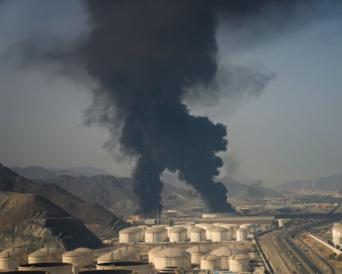 Oil and gas prices resume rise after Iran attacks production facilities