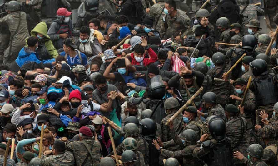Migrant Caravan Trekking North To Us Border Clashes With Guatemalan Troops Refugees The Guardian Migrant Caravan Trekking North To Us Border Clashes With Guatemalan Troops Refugees The Guardian