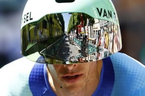 Oliver Naesen of Decathlon-AG2R La Mondiale crosses the finish line of the fifth stage