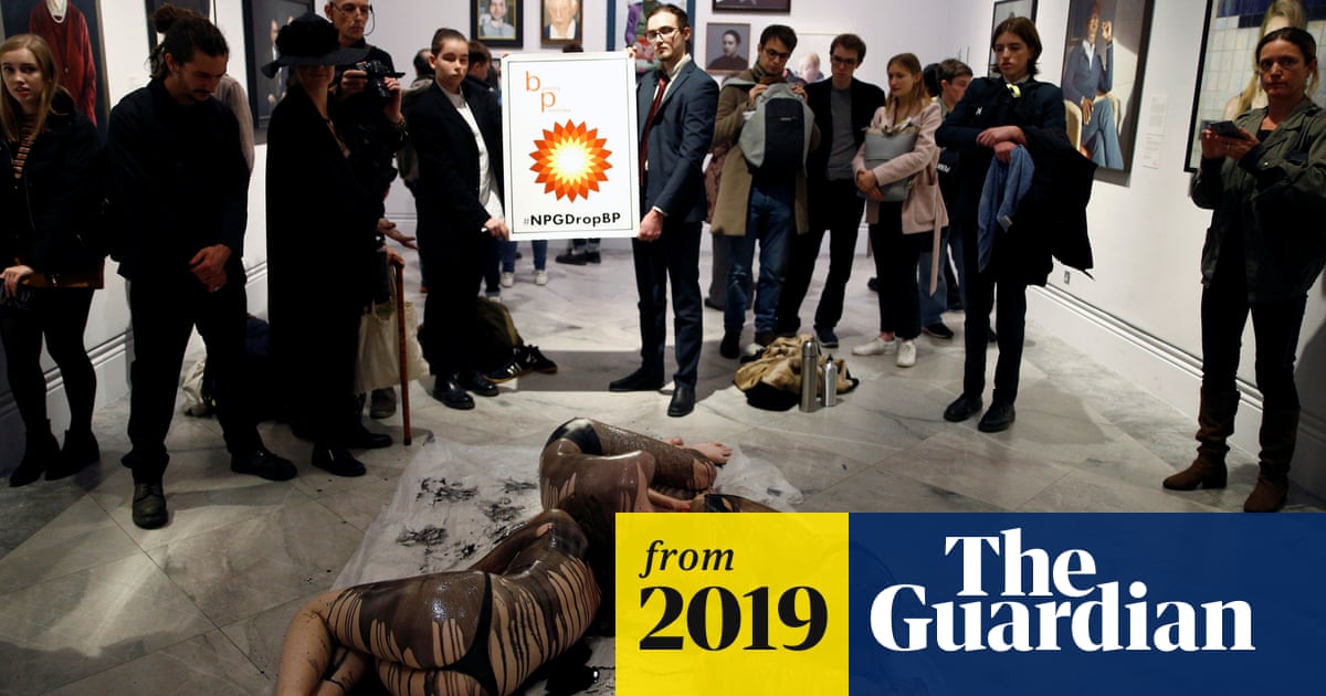 Protesters demand BP be shut down over oil spill