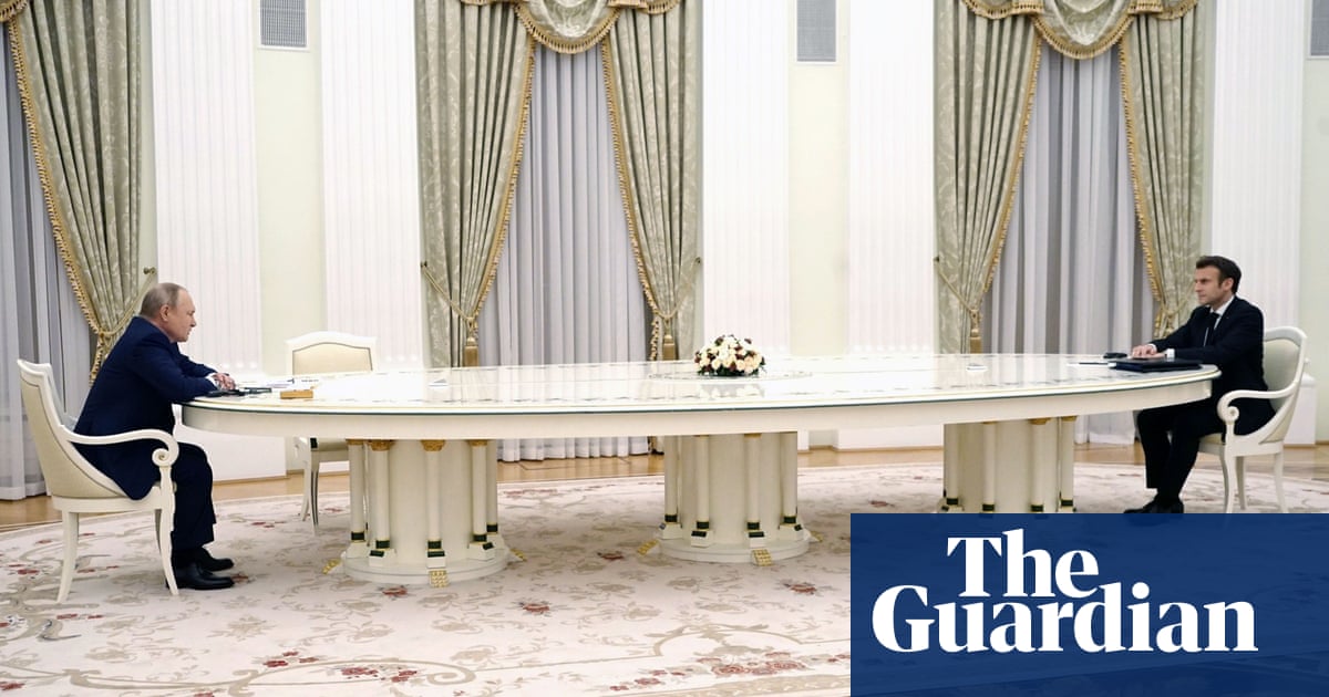 Table talk: Italian and Spanish firms vie to claim credit for Putin’s furniture