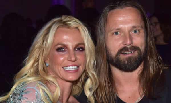 It Was A Bit Of A Blur Britney Spears On The Making Of Baby One More Time Music The Guardian