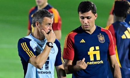 Spain’s Rodri: ‘At a collective level I think we’re the best national team’ | World Cup 2022 4 Rodri with Luis Enrique in training.