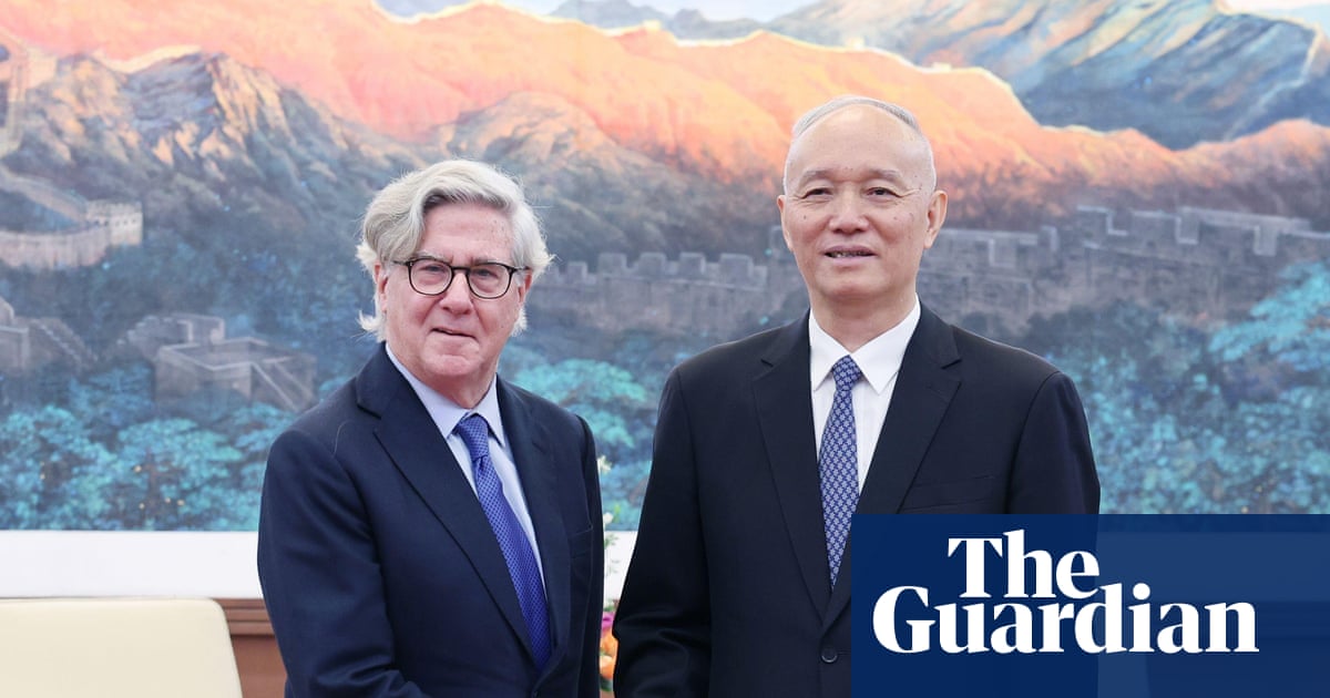 Telegraph sale in turmoil after lead bidder linked to China’s politburo