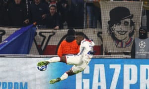 Maxwel Cornet of Olympique Lyonnais hits the post.