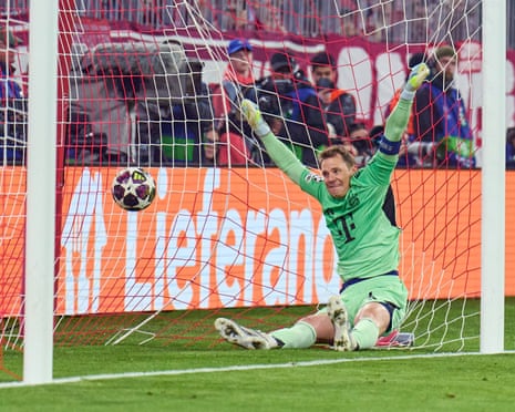 Oh dear, Manuel Neuer.
