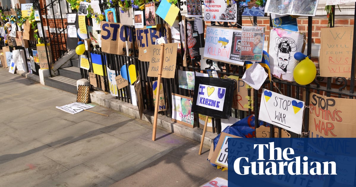 Campaigner urges Johnson to freeze assets of thousands of Russians in UK
