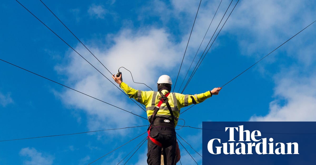 UK risks falling behind in AI race without faster telecoms upgrades, say executives