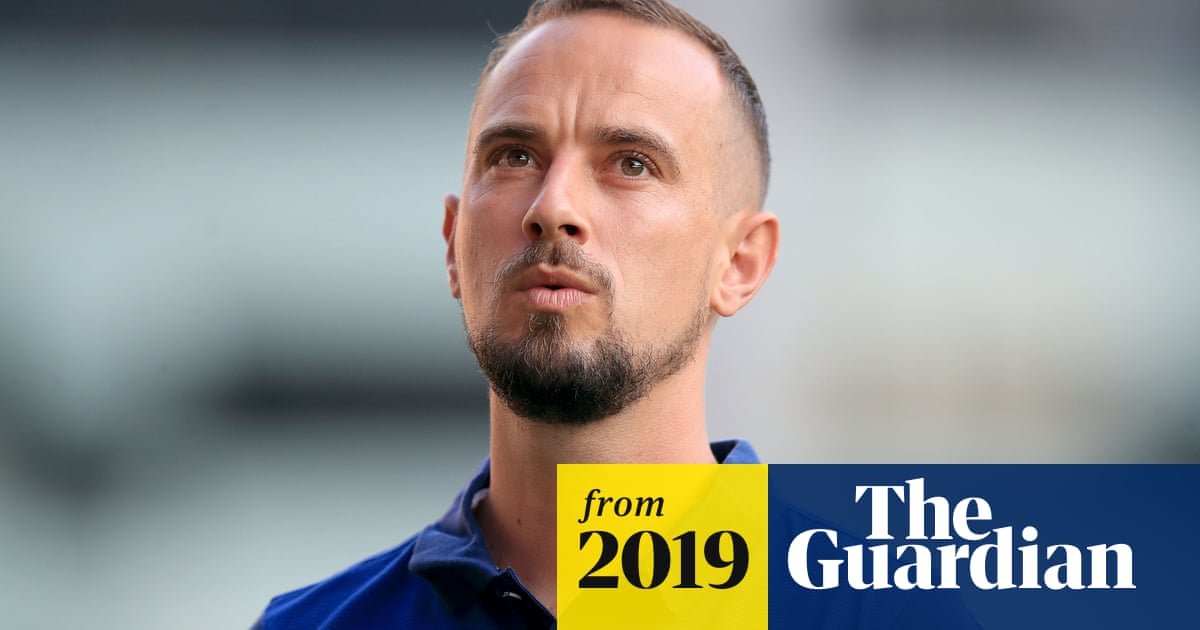 Scarica Gratis Images Mark Sampson Former England Women Coach Apologises To Aluko And dernière par