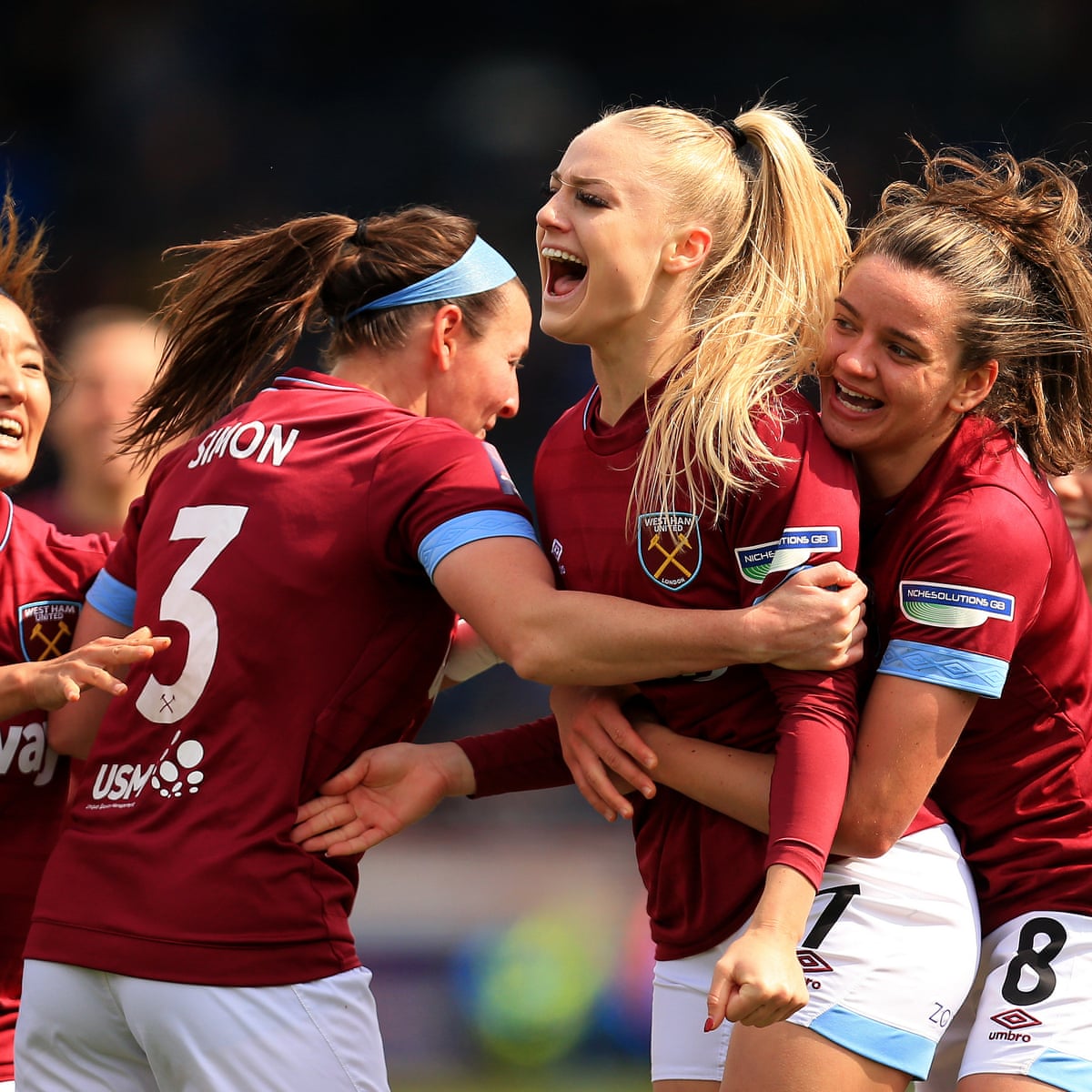 West Ham S Alisha Lehmann Keen To Add Wembley Knees Up To East End Adventure West Ham United Women The Guardian