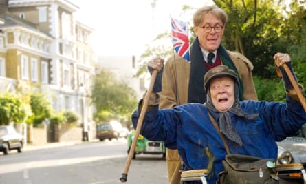 Alex Jennings and Maggie Smith in The Lady in the Van.