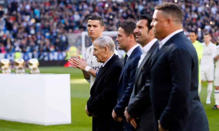 Former Ballon d’Or winners Raymond Kopa, Michael Owen, Luis Figo and Ronaldo appear on the pitch to honour Cristiano Ronaldo’s fourth Ballon d’Or award.