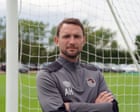 Grimsby Kasabası, Mark Hughes'un oğlu 38 yaşındaki Alex Hughes'un ölümüyle yıkıldı