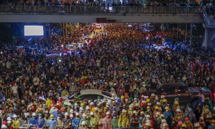 Crowds demand the prime minister’s resignation in Bangkok last week.
