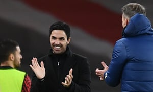 Arsenal Manager Mikel Arteta celebrates.