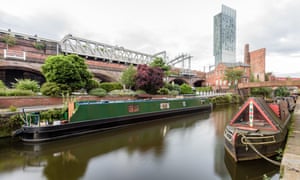 kênh rochdale nhìn từ lưu vực lâu đài ở manchester