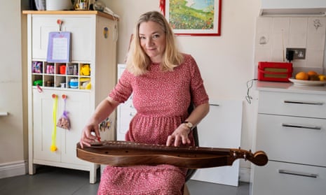 Sarah Melliing learned to play the mountain dulcimer during lockdown.