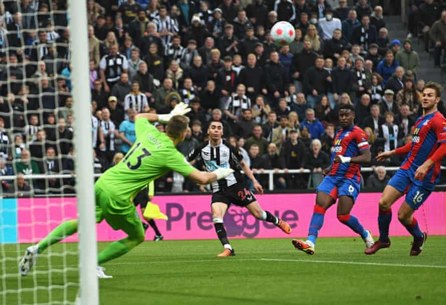 Miguel Almiron of Newcastle United scores their first goal.