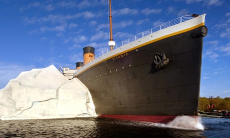 The Titanic replica at the Pigeon Forge tourist attraction. The ice wall has now partially collapsed.