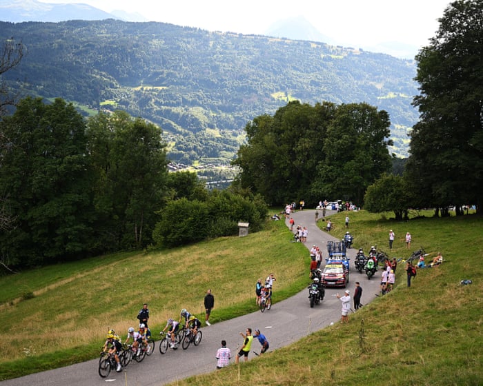Tour de France Femmes 2025: stage nine concludes in the mountains at Châtel – live