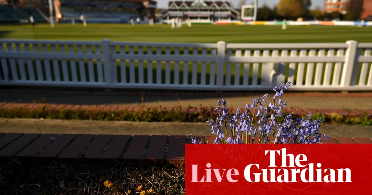 Sussex v Kent, Somerset v Surrey and more: County Cricket – live!