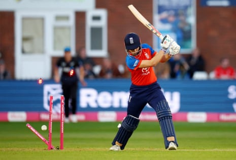 England’s Maia Bouchier is bowled out by New Zealand’s Bree Illing.