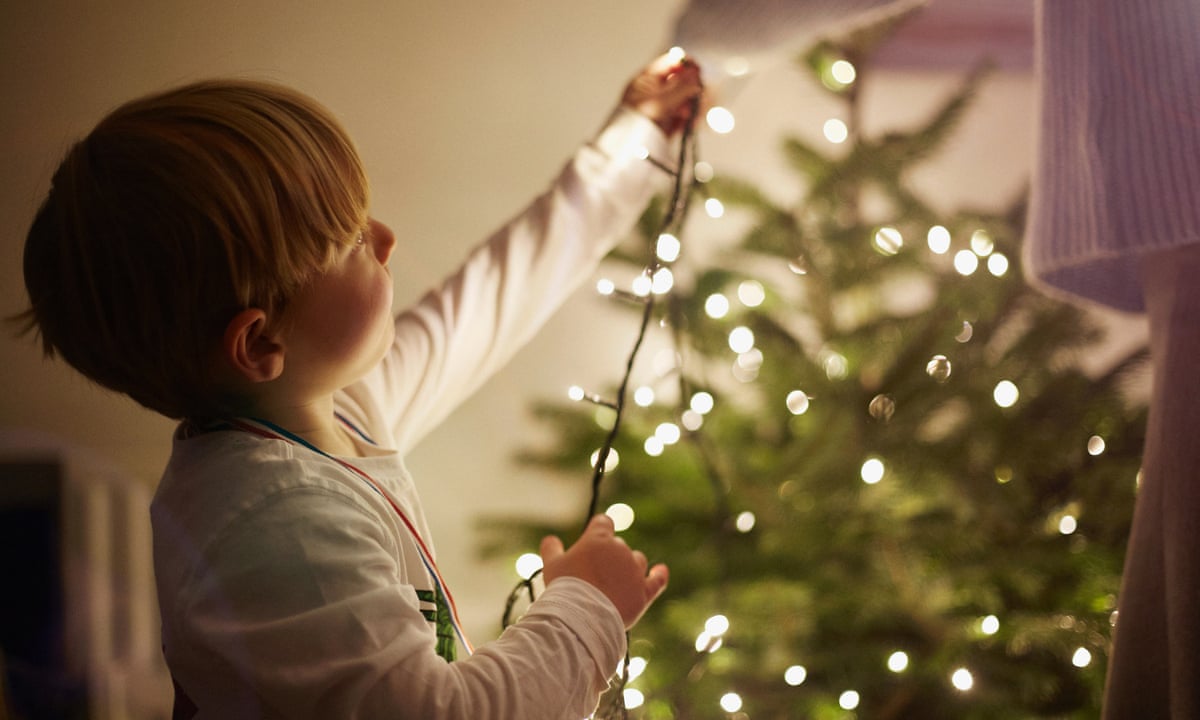 at least 135 000 children in britain to be homeless at christmas homelessness the guardian