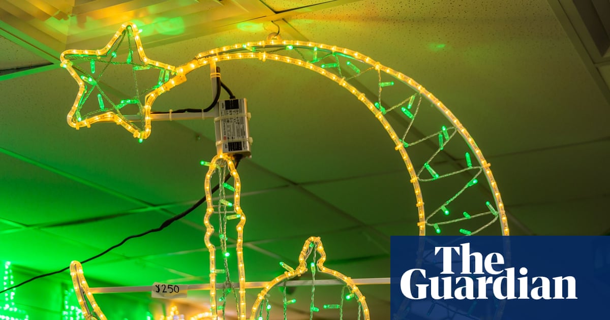 Muslim community in shock after police opt not to arrest man accused of crashing Ballarat Iftar dinner