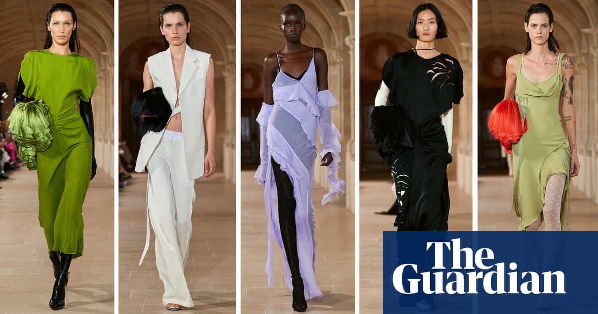 Paris fashion week, spring/summer 2023: the highlights — in pictures | Fashion | The Guardian Paris fashion week, spring/summer 2023: the highlights — in pictures | Fashion | The Guardian