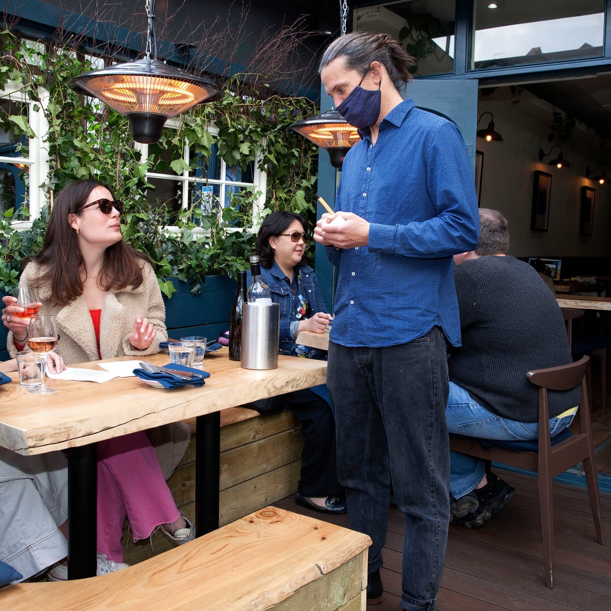 Woman Le Blanc-Mesnil Model Hooker Le Blanc-Mesnil