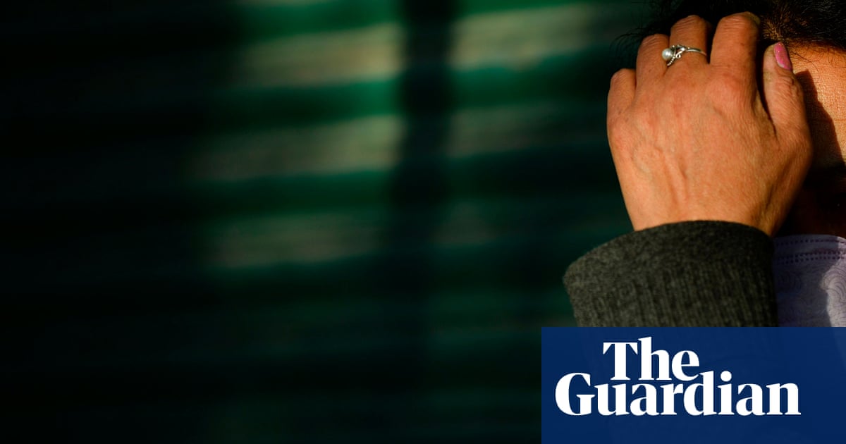 Get Lockdowns Around The World Bring Rise In Domestic Violence For Android Wallpaper Lockdowns Around The World Bring Rise In Domestic Violence For iPhone