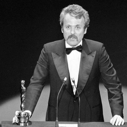 William Goldman in 1977 accepting his Oscar at the Academy awards for the screenplay of All The President’s Men.