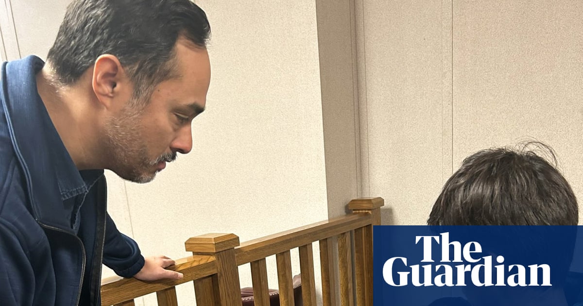 ICEに拘束された5歳男児の父親、息子が「うつ病」であると米議員に語る ICEに拘束された5歳男児の父親、息子が「うつ病」であると米議員に語る