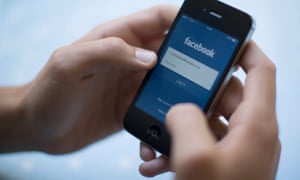 Facebook on mobile phone