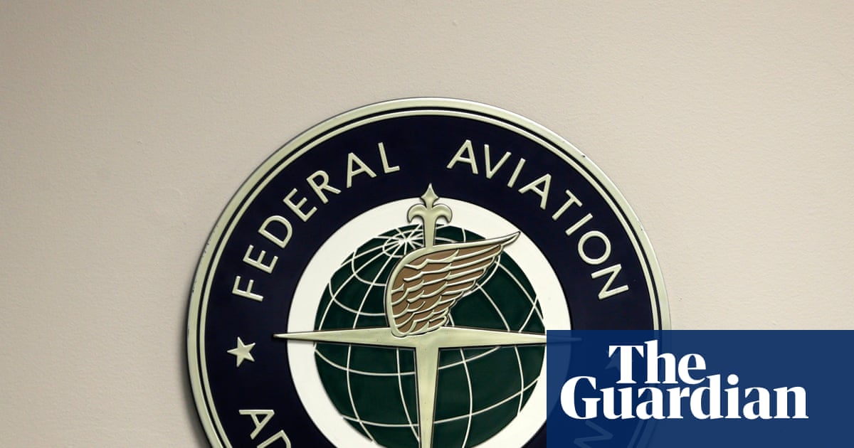 US officials abruptly close airspace in El Paso, Texas, for 10 days in unusual move
