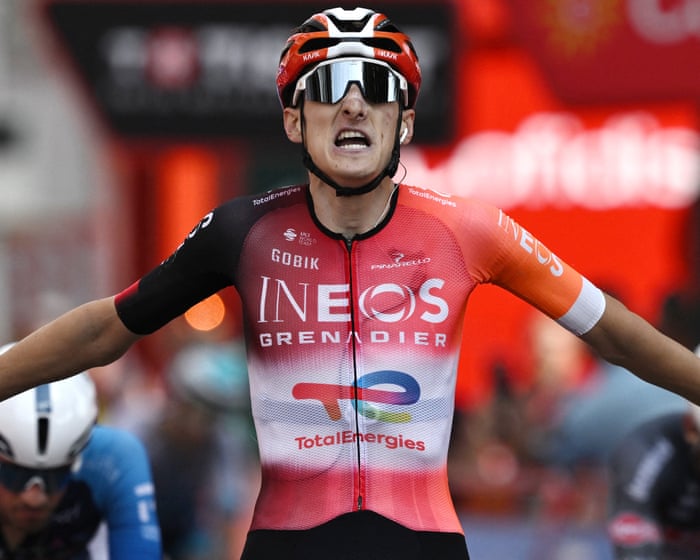 Turner sprints to Vuelta stage four victory while Gaudu takes lead from Vingegaard