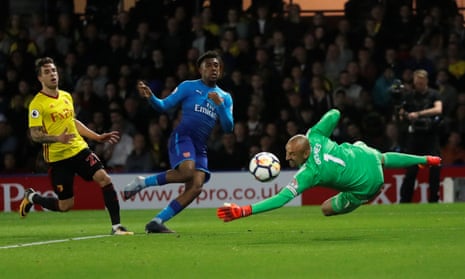Heurelho Gomes saves from Arsenal’s Alex Iwobi.