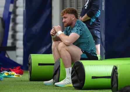 Ollie Chessum takes a break during training